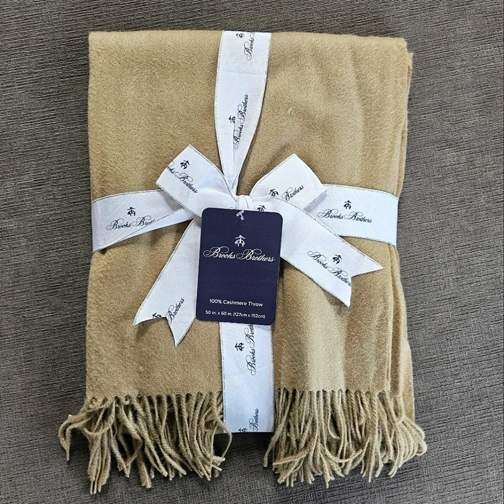 Brooks Brothers Home 100% Cashmere Throw Blanket NWT $395 Size 60'' x 50